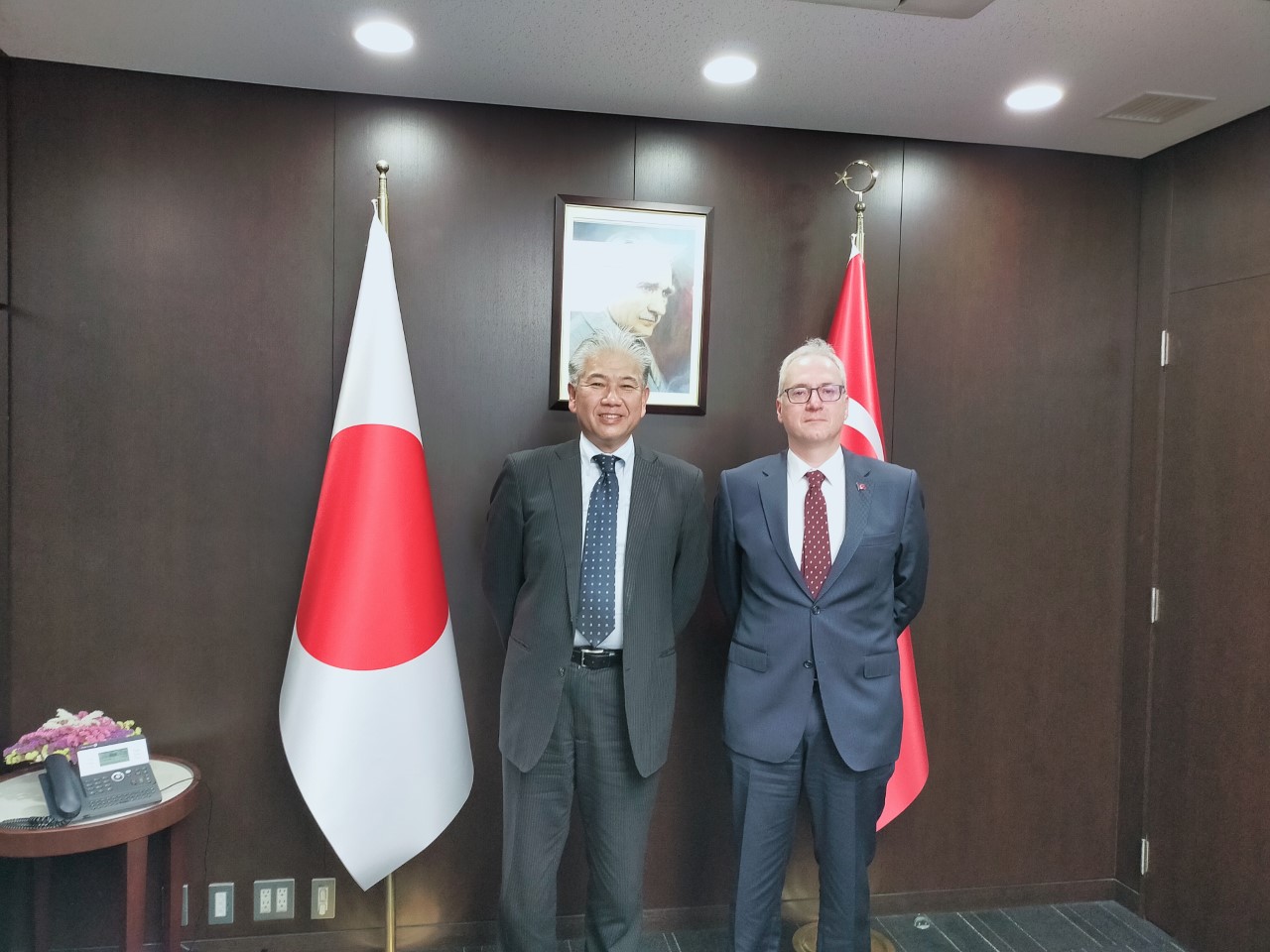 Visit to the Ambassador of the Republic of Turkey in Japan Image