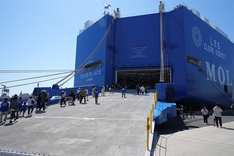 MOL Hosts Tour of Newest Car Carrier to Celebrate Marine Day  MOL Turkey